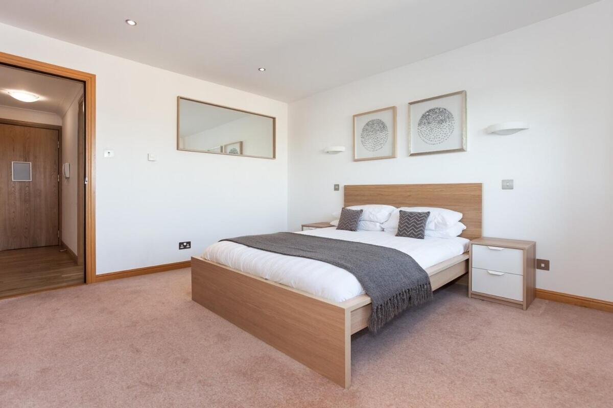 Executive 3 Bed Apartment Aberdeen Exterior foto